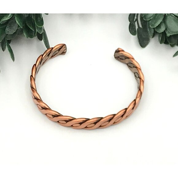 Vintage style Copper Twisted Design Open Cuff Bracelet - Picture 2 of 6